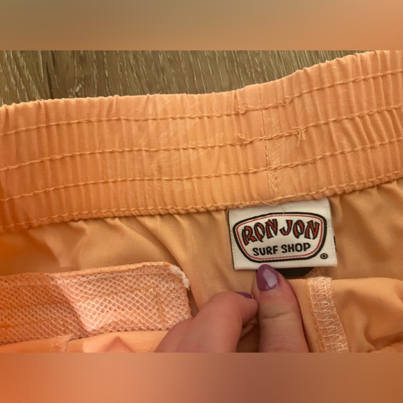 Vintage Ron Jon shorts - Picture 3 of 4